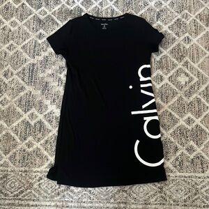 Calvin Klein size S\M black dress